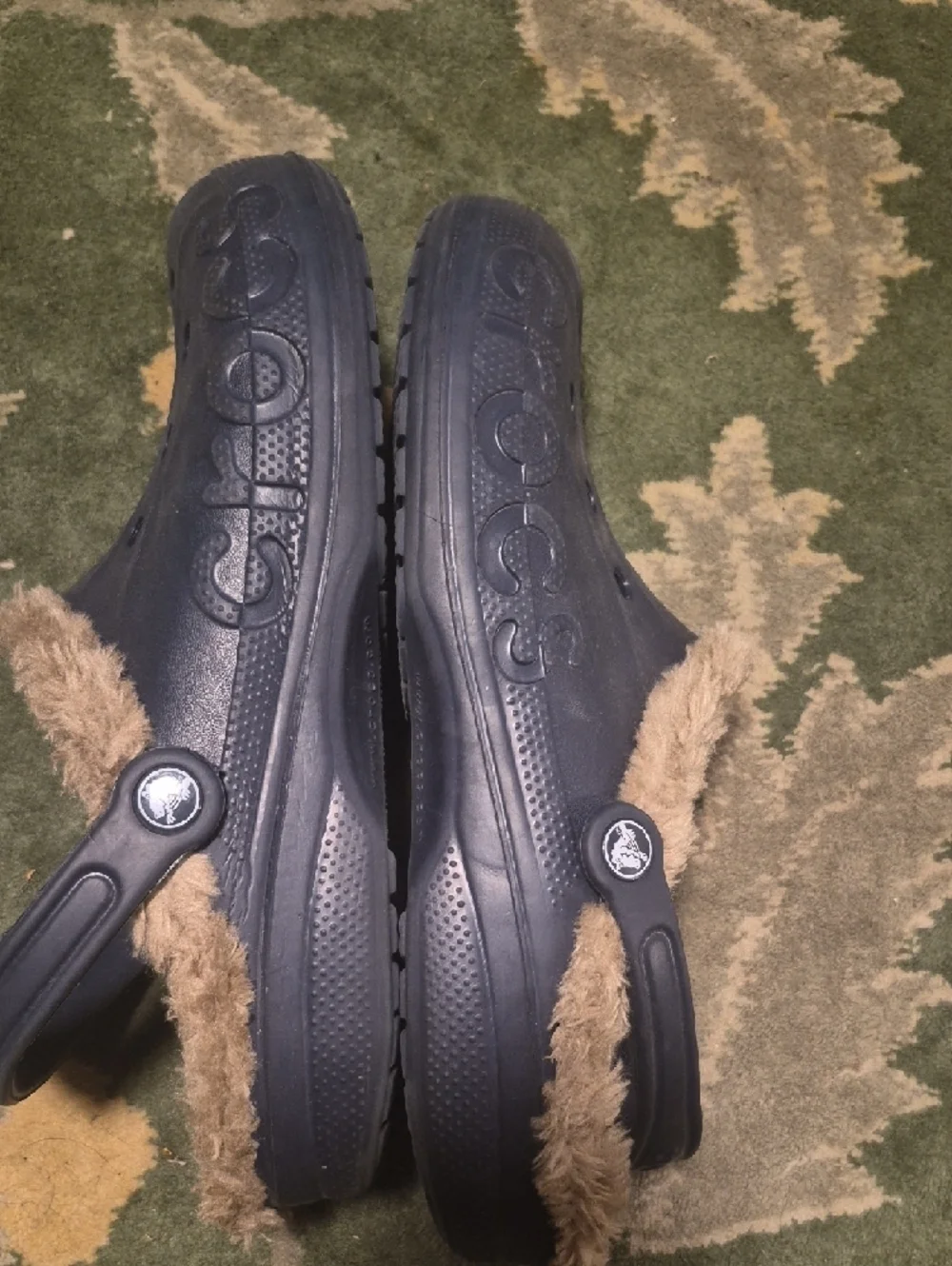 CROCS Kids Navy Clog with Tan Fuzzy Lining